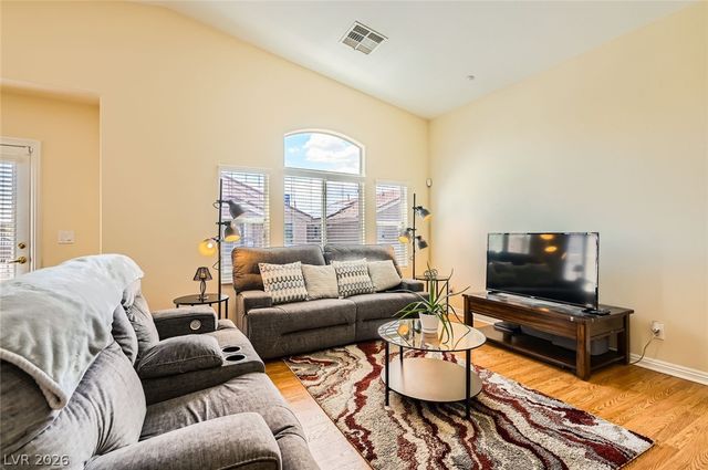 5536 Baccarat Avenue 101, Las Vegas, NV 89122