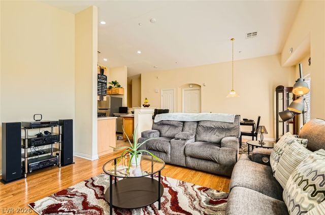 5536 Baccarat Avenue 101, Las Vegas, NV 89122