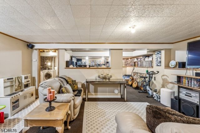 100 Juliette St, Woodbridge Twp., NJ 08861
