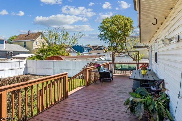 100 Juliette St, Woodbridge Twp., NJ 08861