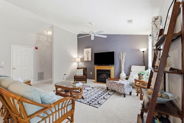 2312 Remington Way 3310, Lexington, KY 40511