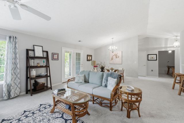 2312 Remington Way 3310, Lexington, KY 40511