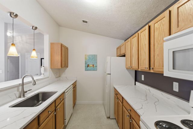 2312 Remington Way 3310, Lexington, KY 40511