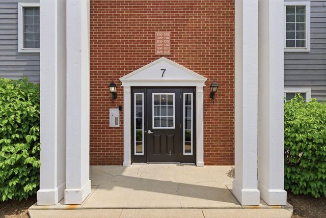 2312 Remington Way 3310, Lexington, KY 40511