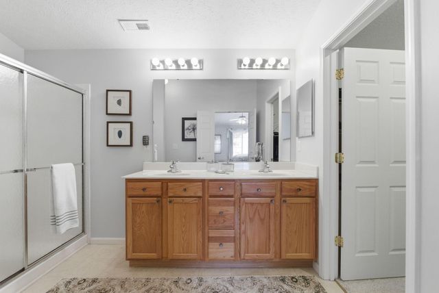 2312 Remington Way 3310, Lexington, KY 40511