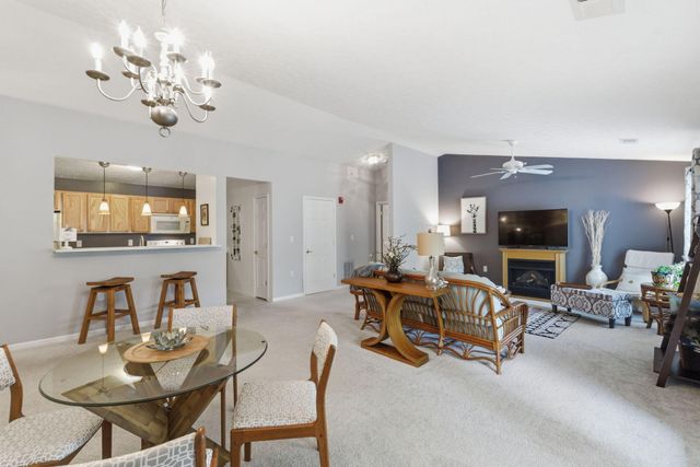 2312 Remington Way 3310, Lexington, KY 40511