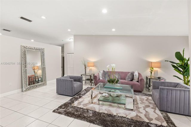 9840 NW 28th Terrace, Doral, FL 33172
