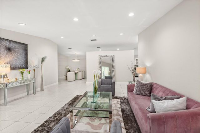 9840 NW 28th Terrace, Doral, FL 33172