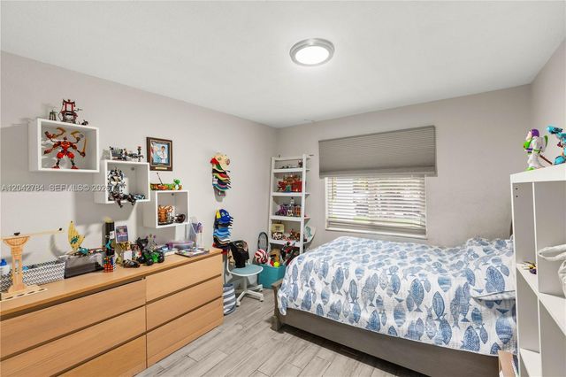9840 NW 28th Terrace, Doral, FL 33172