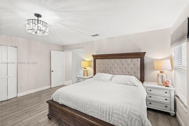 9840 NW 28th Terrace, Doral, FL 33172