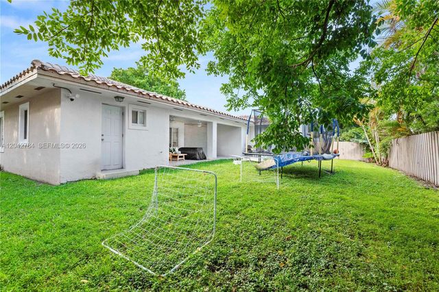 9840 NW 28th Terrace, Doral, FL 33172