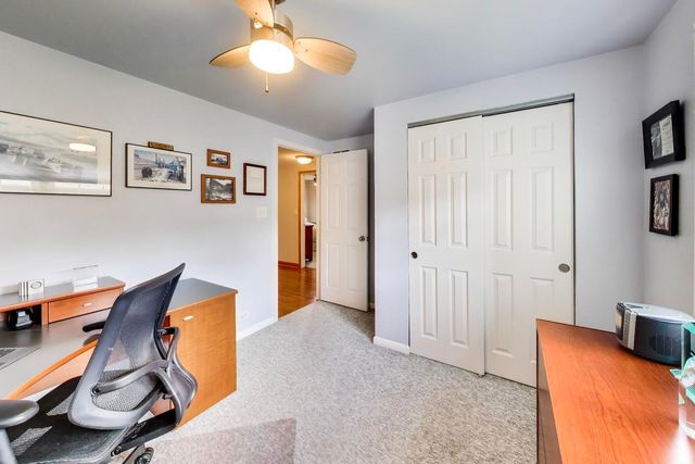 2006 N Elizabeth Drive, Arlington Heights, IL 60004