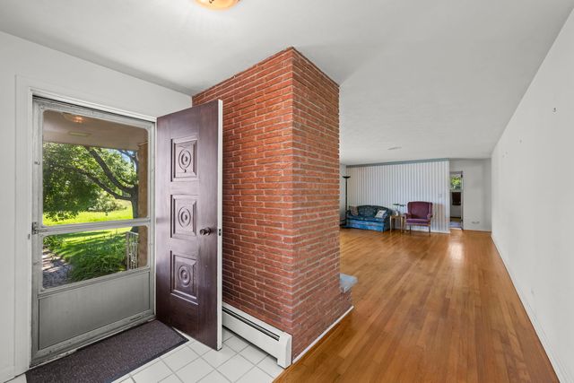 26347 W IL Route 22, Barrington, IL 60010