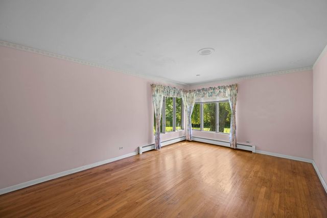26347 W IL Route 22, Barrington, IL 60010