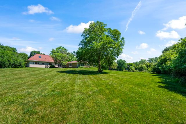 26347 W IL Route 22, Barrington, IL 60010