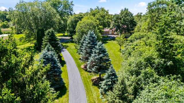 26347 W IL Route 22, Barrington, IL 60010