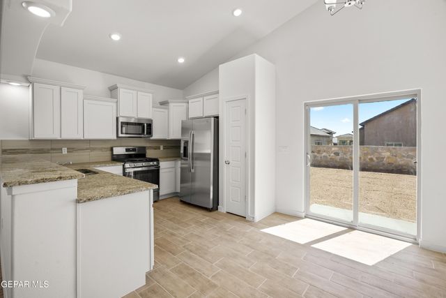 13824 Paseo Celeste Drive, Horizon City, TX 79928