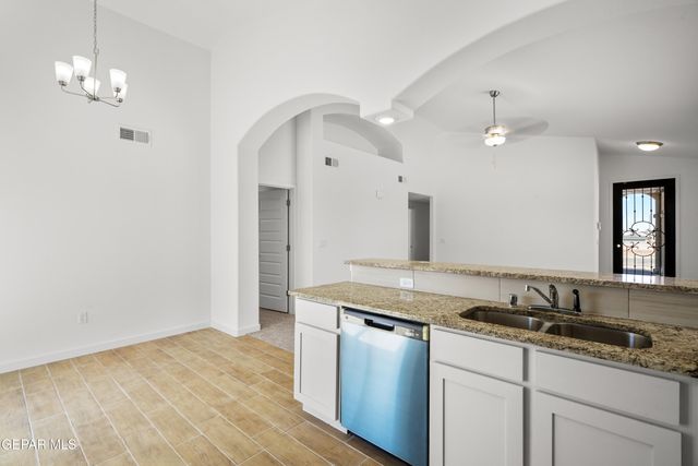 13824 Paseo Celeste Drive, Horizon City, TX 79928