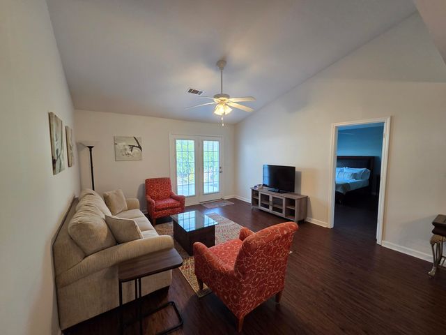 166 Kendallwood Court SE, Aiken, SC 29803