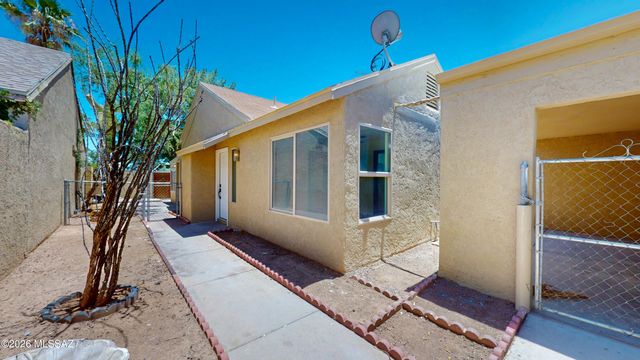 7249 S Dooley Drive, Tucson, AZ 85746