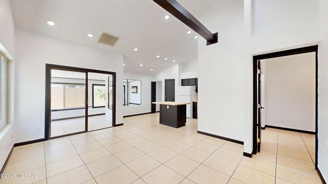7249 S Dooley Drive, Tucson, AZ 85746