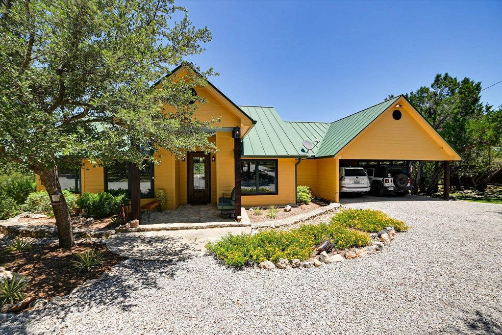 24240 Spur TRL, Spicewood, TX 78669