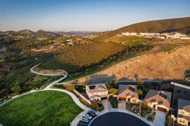 998 Woodhaven Road, San Marcos, CA 92069