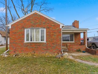11581 Metter Avenue, Warren, MI 48089