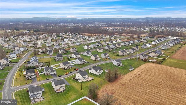 30 HUNTSVILLE DR, Gilbertsville, PA 19525