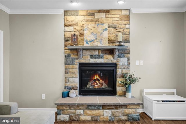 30 HUNTSVILLE DR, Gilbertsville, PA 19525