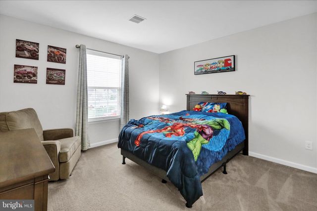 30 HUNTSVILLE DR, Gilbertsville, PA 19525