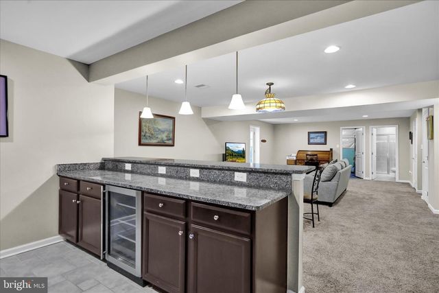 30 HUNTSVILLE DR, Gilbertsville, PA 19525