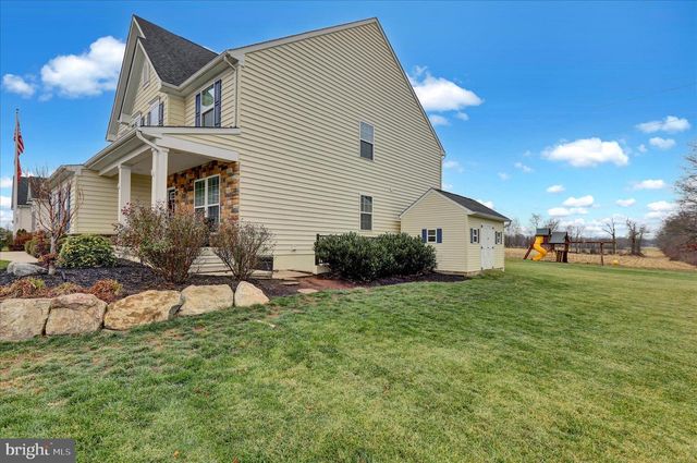 30 HUNTSVILLE DR, Gilbertsville, PA 19525