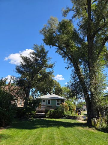 121 W 11th Street S, Newton, IA 50208