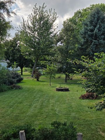 121 W 11th Street S, Newton, IA 50208