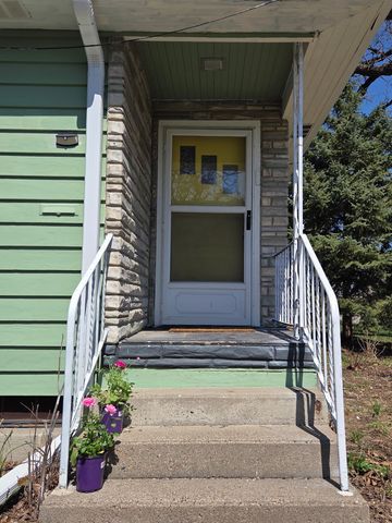 121 W 11th Street S, Newton, IA 50208