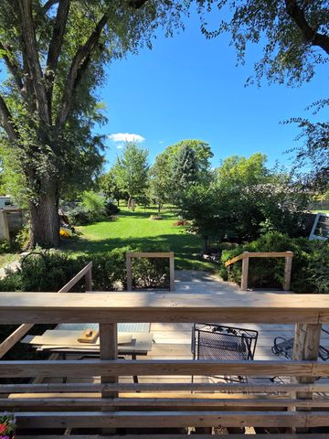 121 W 11th Street S, Newton, IA 50208