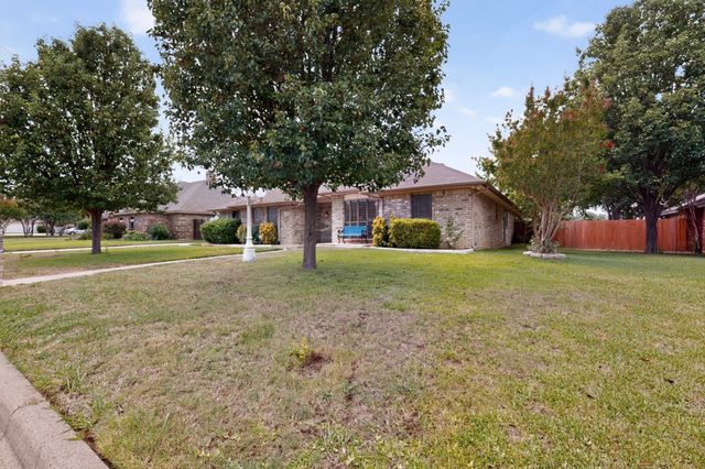 137 Brushy Mound Road, Burleson, TX 76028