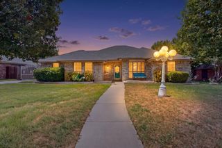 137 Brushy Mound Road, Burleson, TX 76028