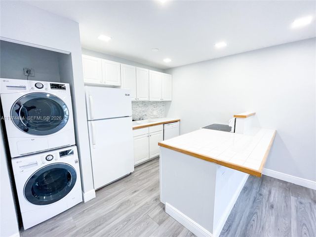 1826 My Place, West Palm Beach, FL 33417