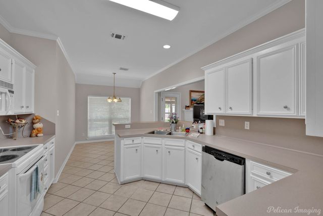 3301 Colonial Drive, Bossier City, LA 71111