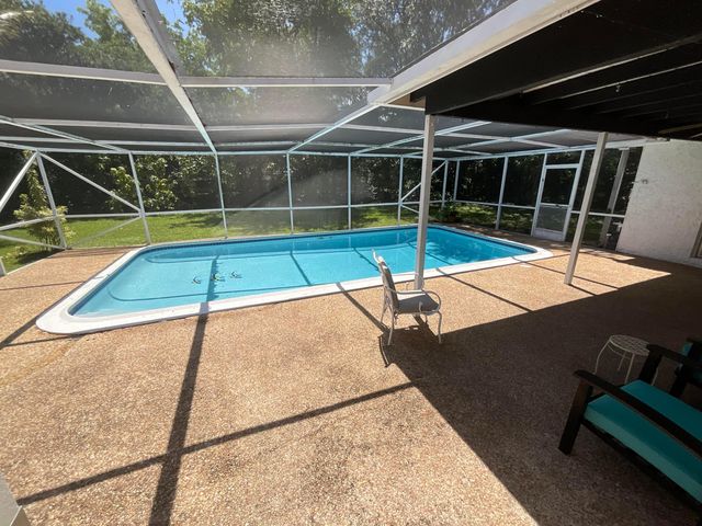 3205 NW 87th Avenue, Coral Springs, FL 33065