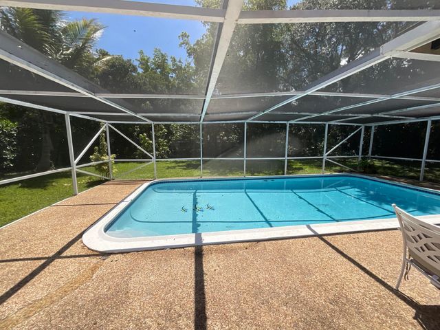 3205 NW 87th Avenue, Coral Springs, FL 33065