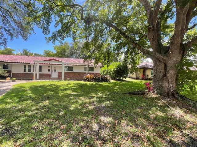 3205 NW 87th Avenue, Coral Springs, FL 33065