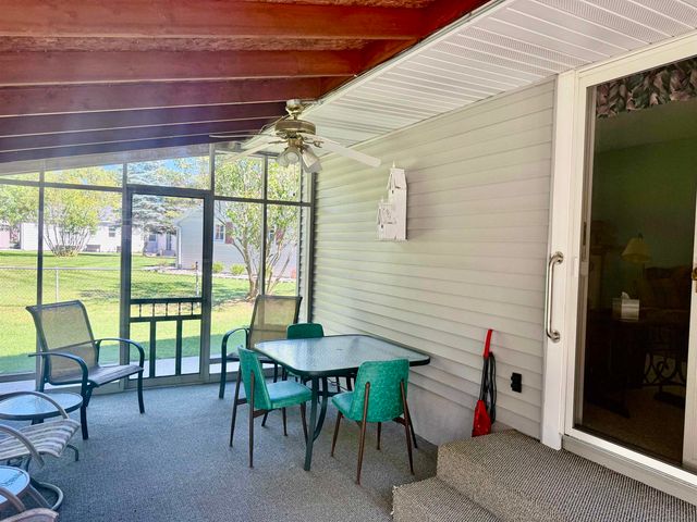 135 Fox Place, Saint Louis, MI 48880
