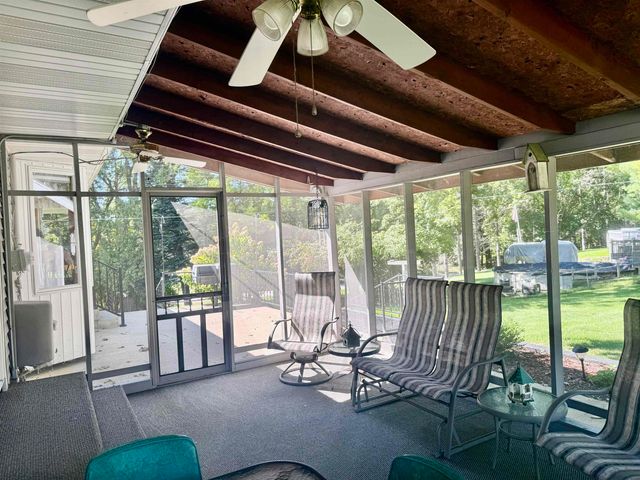 135 Fox Place, Saint Louis, MI 48880