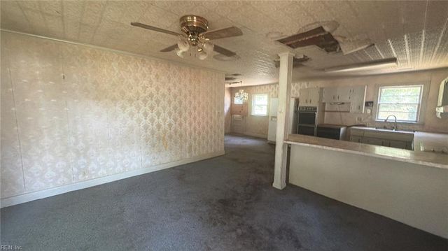 49 Cypress RD, Portsmouth, VA 23701
