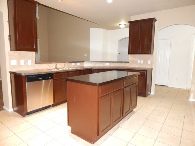 1008 Camp Verde Drive, Forney, TX 75126