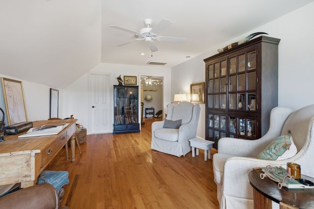 2404 Savage Creek Dr, Springfield, TN 37172
