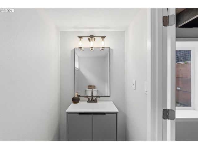 5714 Se 22ND Ave, Portland, OR 97202